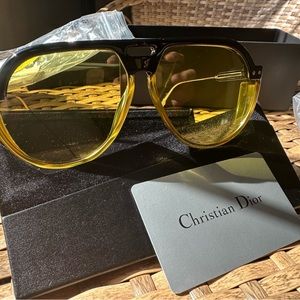 New Dior sunglasses for woman , never used 110 dls